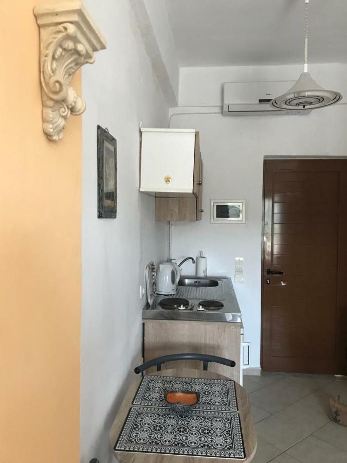 Floros Apartments Agios Stefanos Avliotes  Luaran gambar