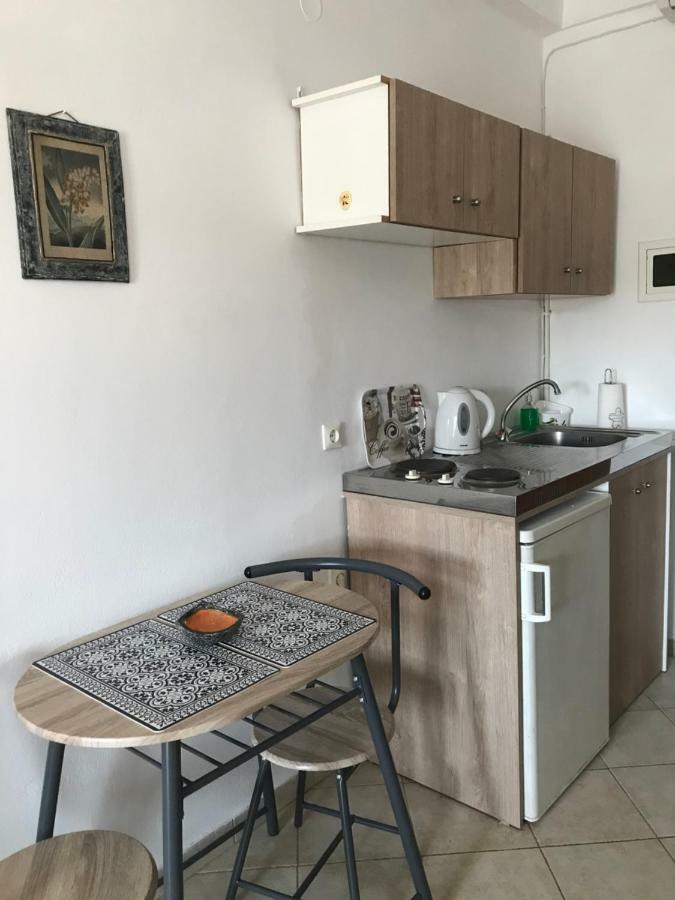Floros Apartments Agios Stefanos Avliotes  Luaran gambar
