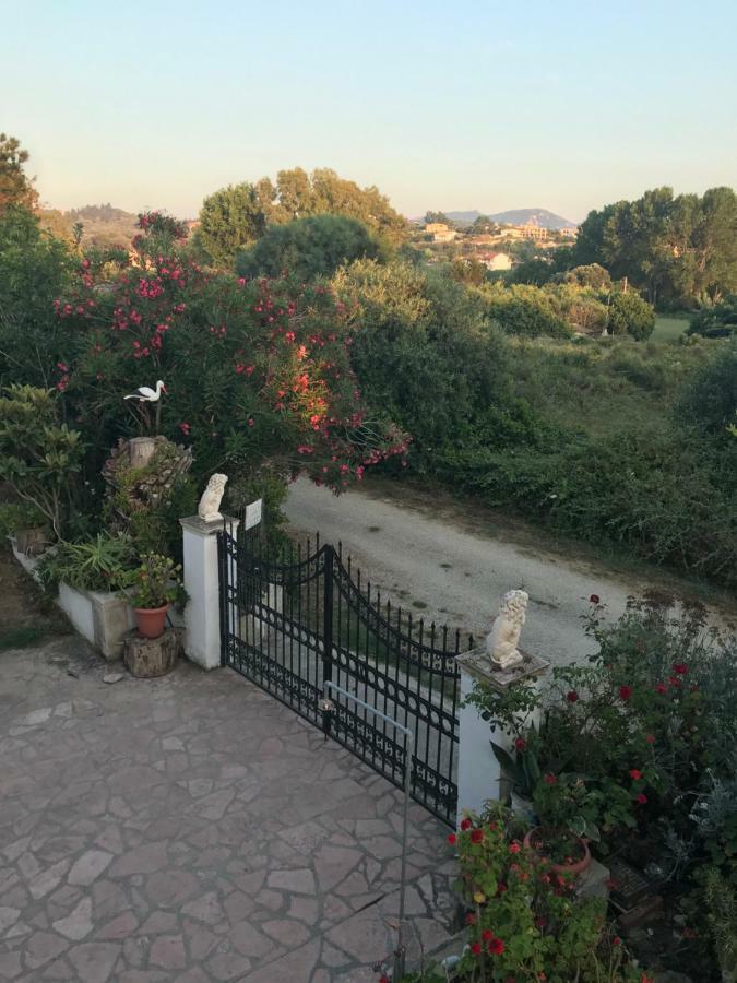 Floros Apartments Agios Stefanos Avliotes  Luaran gambar